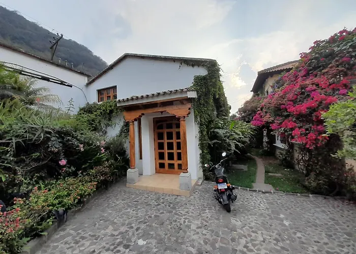 Hostal Casa Buho
